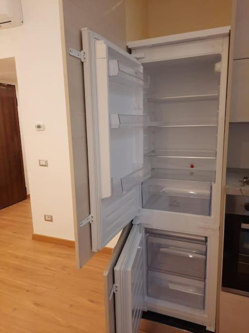 מילאנו N&Ghomesweethome Raffaelloelegante Appartamento Ideale Casa Vacanze Affari מראה חיצוני תמונה