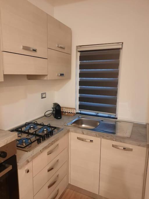 מילאנו N&Ghomesweethome Raffaelloelegante Appartamento Ideale Casa Vacanze Affari מראה חיצוני תמונה