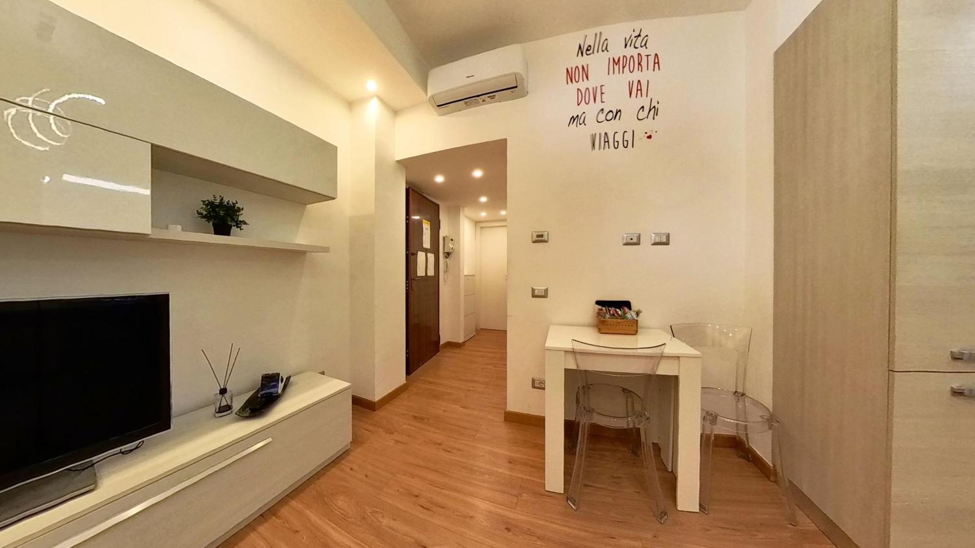 מילאנו N&Ghomesweethome Raffaelloelegante Appartamento Ideale Casa Vacanze Affari מראה חיצוני תמונה